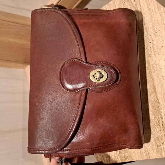 Coach Bags Coach Vintage Devon Crossbody 998 Poshmark